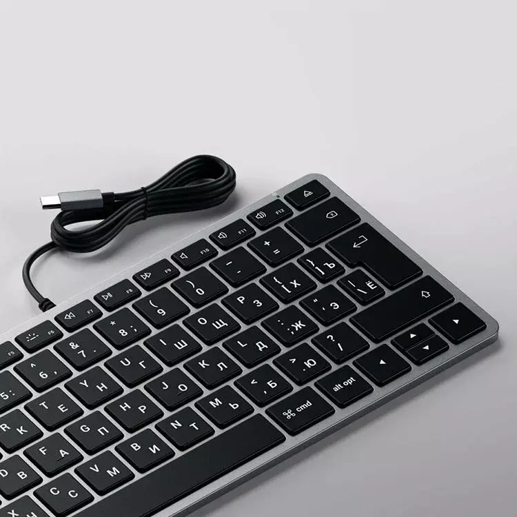 Клавиатура Satechi Slim W1 USB-C Wired Keyboard-RU. Раскладка - Русская. Цвет- Серый космос.