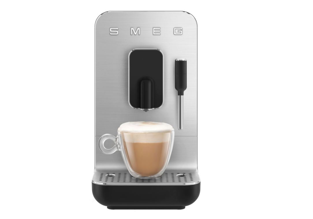 Кофемашина Smeg BCC02BLMEU [1350 Вт, 19 Бар, ручной, 1.4 л, исп. кофе - зерновой, черный]