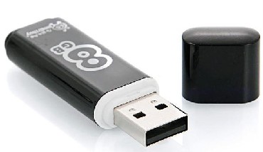 Флешка 8Gb USB 2.0 SmartBuy Glossy Glossy, черный (SB8GBGS-K)