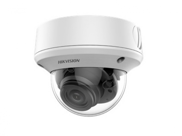Камера видеонаблюдения аналоговая Hikvision DS-2CE5AD3T-AVPIT3ZF 2.7-13.5мм HD-CVI HD-TVI корп.:белый