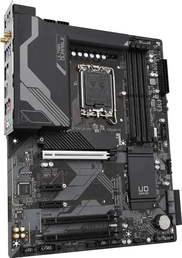 Материнская плата Gigabyte Z790 UD Soc-1700 Intel Z790 4xDDR5 ATX AC`97 8ch(7.1) 2.5Gg RAID+HDMI+DP