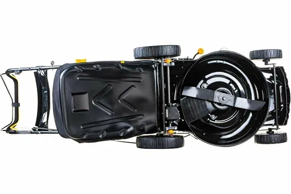 Бензиновая газонокосилка CHAMPION LM4627, 3.5 л.с., 46 см, желтый/черный